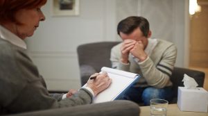 πόσο-αποτελεσματική-είναι-η-ψυχοθεραπεία-από-ψυχολόγο-στην-περίπτωση-της-κατάθλιψης